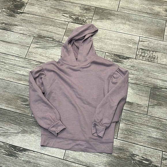 Madewell Tops - Madewell puff sleeve hoodie sweatshirt Lavender